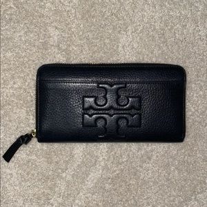 Tory Burch wallet